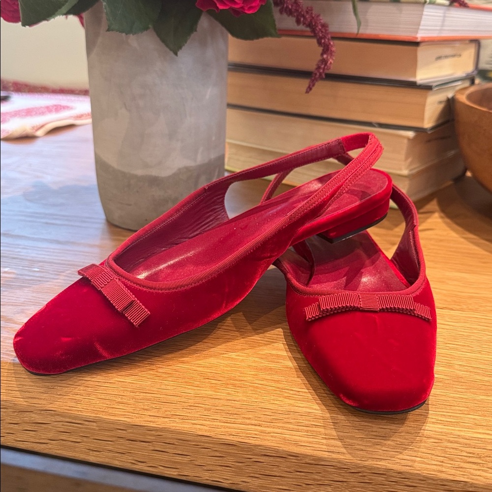 DOEN Cossima Slingback Red Velvet NWOT Size 39